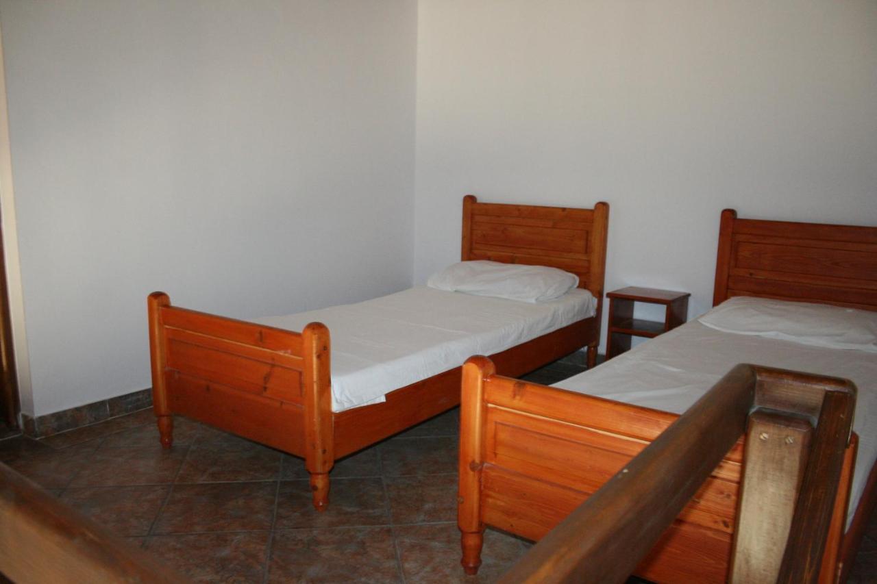 Albatros Hotel Calarasi  Bagian luar foto