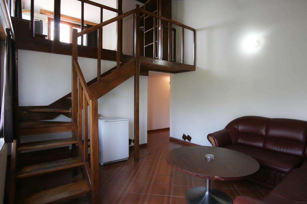 Albatros Hotel Calarasi  Bagian luar foto