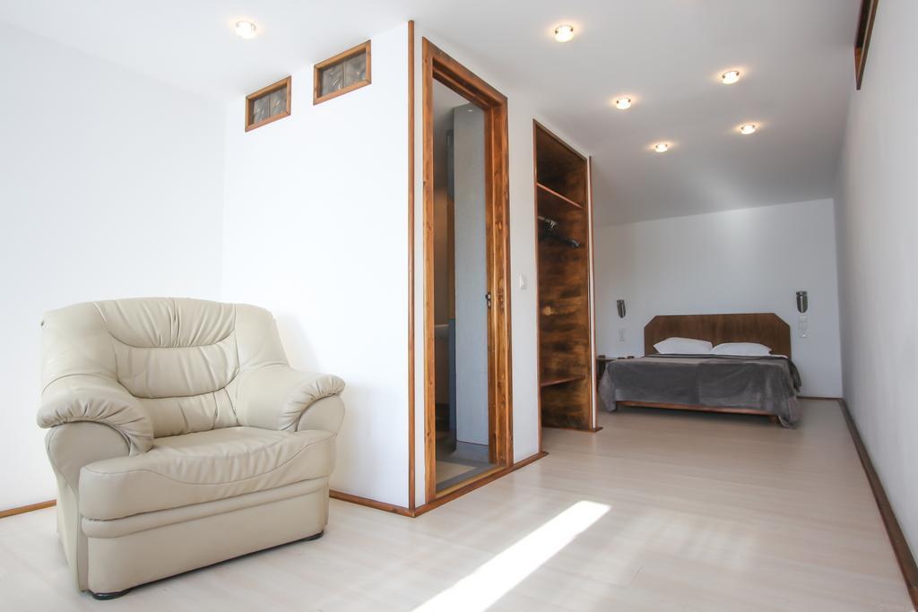 Albatros Hotel Calarasi  Bagian luar foto